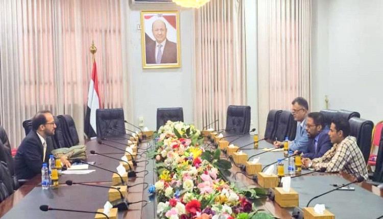 الحكومة تبحث مع سويسرا تعزيز التعاون لدعم حماية الآثار والمتاحف