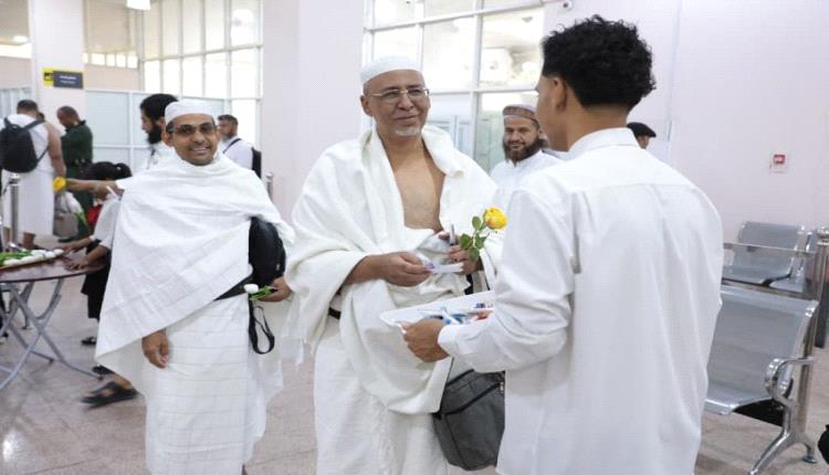 بدء أولى رحلات تفويج الحجاج من مطار سيئون الدولي إلى جدة