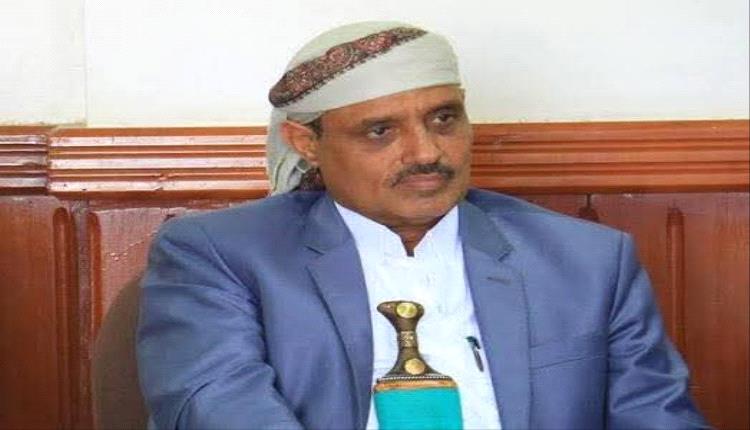 صراع الأجنحة الحوثية يطفو للسطح في صنعاء.. قيادي بارز يكشف إقصاءه ومنعه من دخول مكاتبه