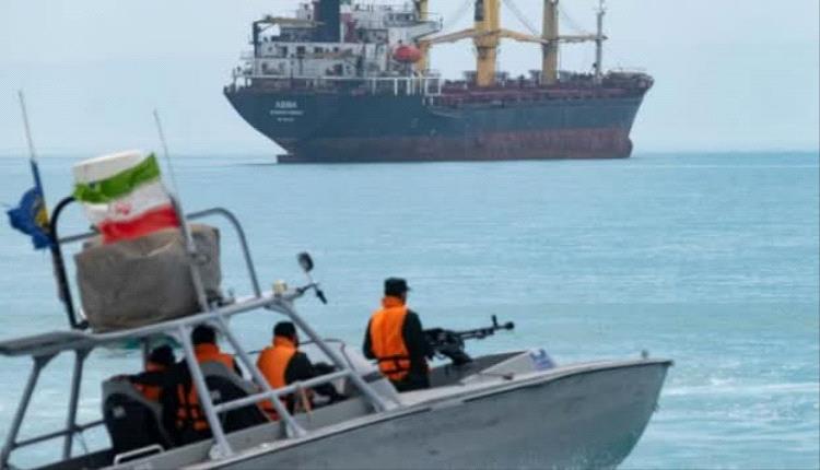 إيران تسمح بمرور السفن الصينية عبر مضيق هرمز