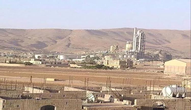 شاب يسقط ميتا فوق كومة طماطم في سوق بعمران