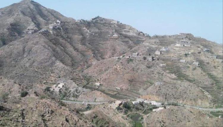 كواليس المفاوضات.. الحوثي يرفض إدراج مشايخ وقيادات حجور ضمن كشوفات أسرى الساحل الغربي