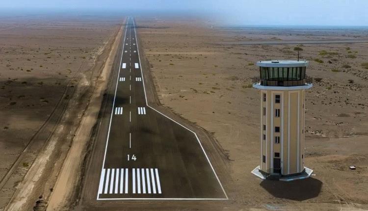 علق الباحث السياسي اليمني نبيل الصوفي على إعلان تسلّم وزارة النقل مطار باب المندب، معتبرًا أن ما يجري في الساحل الغربي يمثل نقلة نوعية في مسار إعادة بناء البنية التحتية، رغم حملات التشكيك التي رافقته. #اليمن 