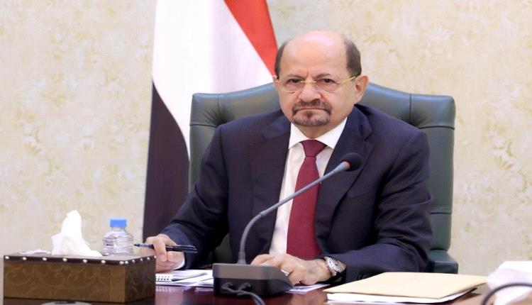 ستتضاعف الأسعار فوق رؤوس المواطنين.. حكومة تسرق السيولة من قوت الجياع.. مؤامرة رفع الدولار الجمركي 