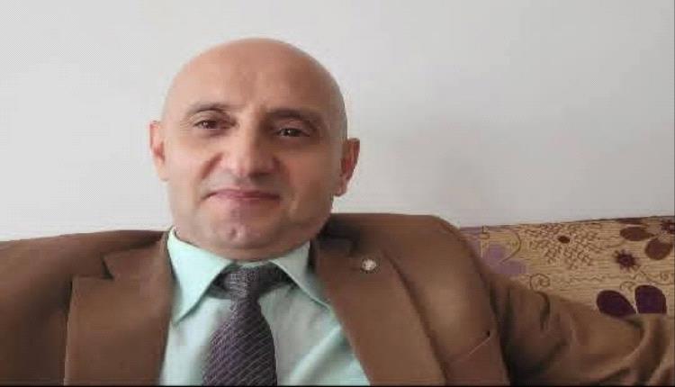 تفاصيل مرعبة وراء اختطاف الحوثيين للصحفي المكش من منزله بصنعاء وأسرته تستغيث بالعالم