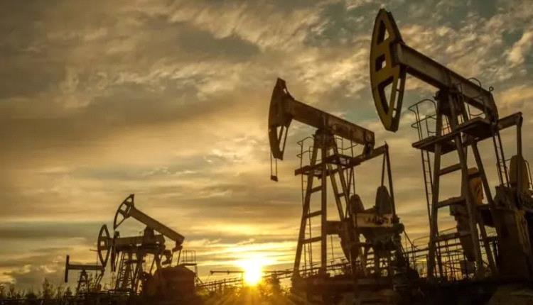 ارتفاع أسعار النفط إلى 107 دولارات للبرميل بعد تقارير حول احتفاظ إيران باليورانيوم
