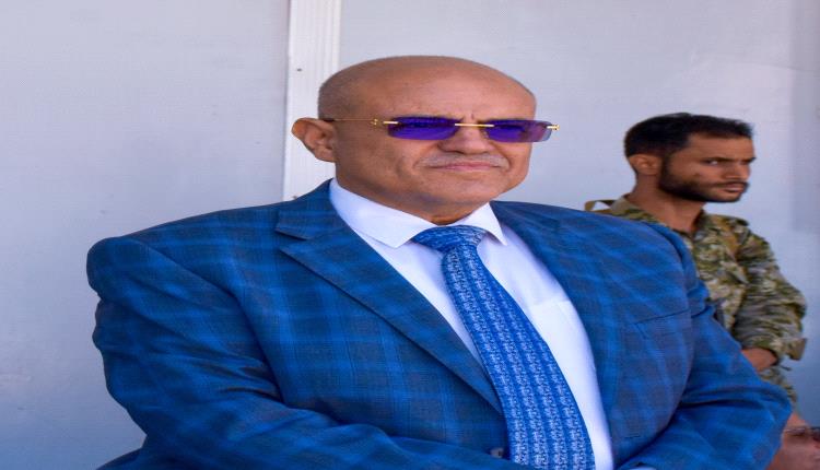 بالوثيقة.. محافظ تعز يعين أحد أقاربه نائباً لمدير الأشغال في فرع الريف 