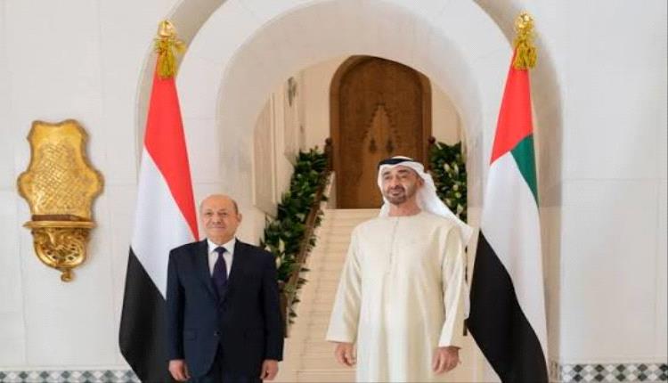 رئيس مجلس القيادة يهنئ رئيس دولة الإمارات بعيد الأضحى المبارك