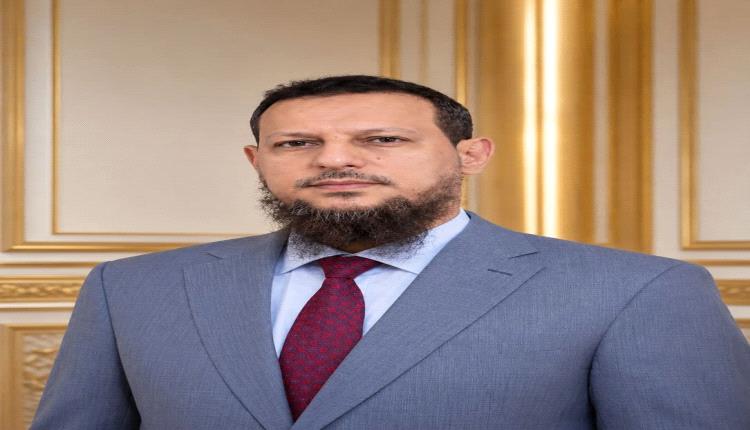 بعد رحيله.. محافظ عدن يطالب بالاعتذار لـ"هادي" ويكشف عن وصيته الأخيرة ويحدد شرط النصر