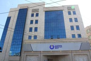 محكمة حوثية تفتح مزاداً علنياً لبيع ممتلكات بنك التضامن بـ9.4 مليار ريال في صنعاء