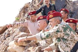قرارات ثقيلة تهز معسكر إخوان تعز.. الرئاسي يحسم مصير التشكيلات والتحالف يفتح ملفات خيانتهم مع الحوثي