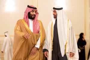 محمد بن سلمان يؤكد وقوف السعودية إلى جانب الامارات