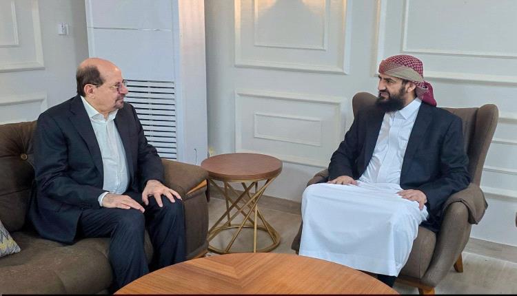 المحرمي يلتقي رئيس الوزراء ويبحث أولويات العمل الحكومي