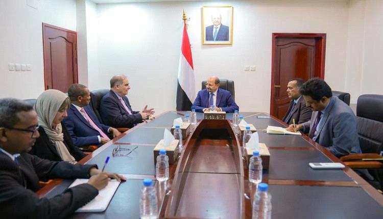 الحكومة تضع المجتمع الدولي والأمم المتحدة أمام مسؤوليتهما بعد تصعيد الحوثي