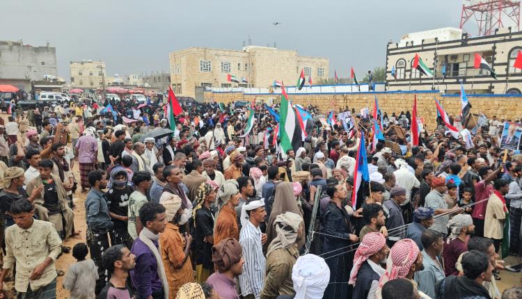 تظاهرة حاشدة في سقطرى لإحياء مليونية التعبئة والإحتفاء بذكرى ثورة 14 اكتوبر