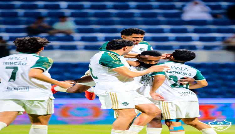 الأهلي السعودي يفوز على الفيحاء بثلاثية