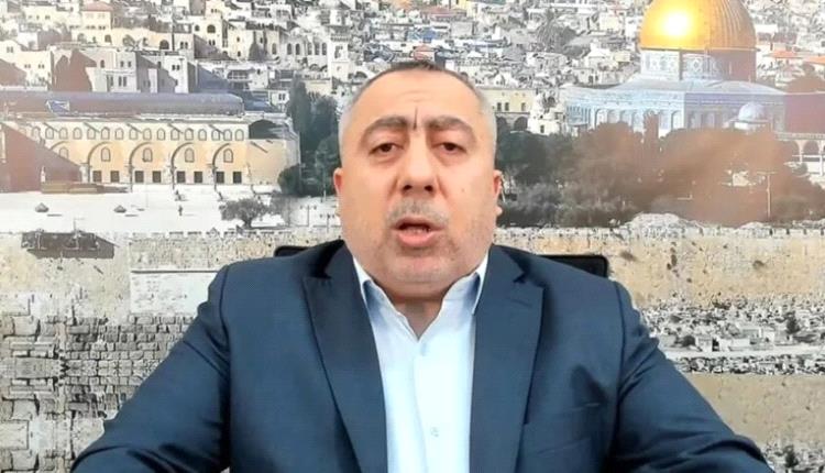 قيادي بالحركة يرفض إدانة القصف.. حماس تراوغ حول استهداف مطار مدني بالخليج