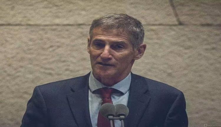 إحباط محاولة طعن زعيم حزب معارض لنتنياهو
