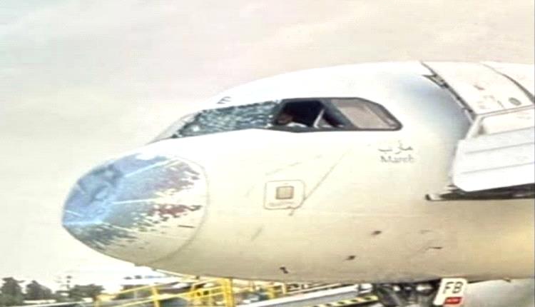 وزير النقل يقر بتشكيل لجنة تحقيق في الحادثة التي تعرضت لها طائرة "اليمنية" بالأردن