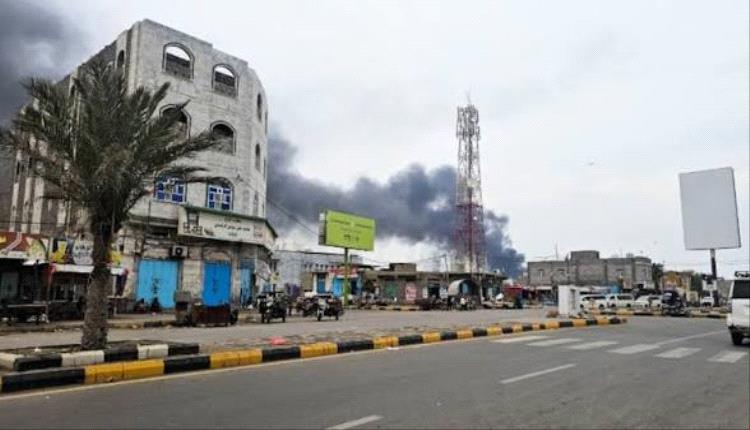 الحوثي يختطف عاقل حارة في المخا بعد اعتراضه على تحويل حي سكني ومسجد إلى مواقع عسكرية