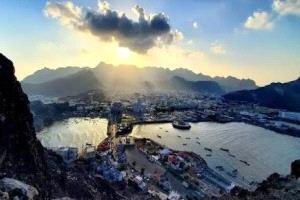 الدفاعات الجوية تتصدى لهجوم حوثي جديد على عدن