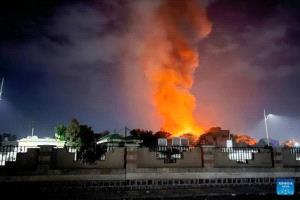 انفجارات هي الأعنف تهز صنعاء بقوة و5 غارات تدك الحوثيين الآن