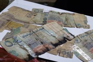 أزمة سيولة نقدية خانقة تواجه الحوثيين.. وأوامر بقطع نص الراتب عن الموظفين