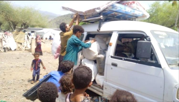إرهاب الحوثي يجبر نحو 1,400 أسرة على النزوح في تعز والحديدة 