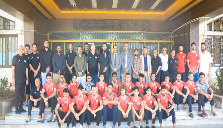 محافظ عدن يؤكد حرص السلطة المحلية إنجاح معسكر المنتخب الوطني للمشاركة في خليجي 27