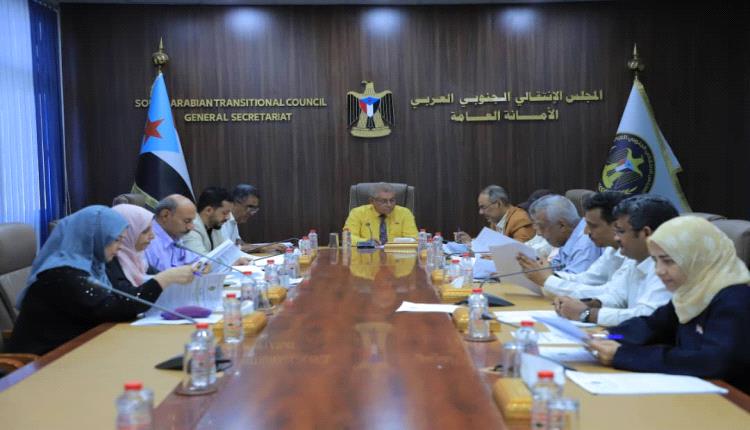 امانة الانتقالي تشيد برفض المجتمع لمحاولات الزج بالقوات الجنوبية لقتال الحوثيين 