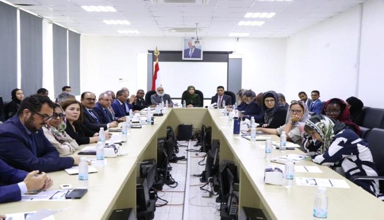الحكومة تبحث مع الأمم المتحدة والمنظمات الدولية أولويات الاستجابة 