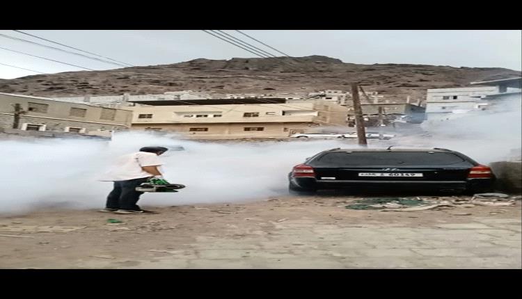 تدشين حملة رش ضبابي واسعة لمكافحة الحشرات الناقلة للأمراض في مديرية التواهي