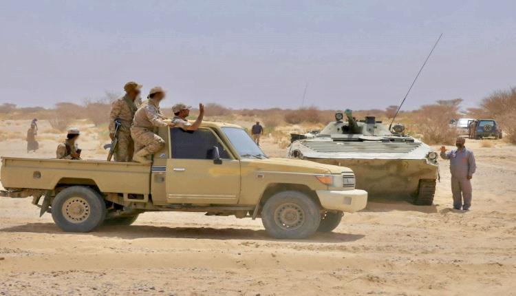 تسلل ليلي وتطويق للموقع.. تفاصيل تحرير جبل نُمان ودار الكافر والسيطرة على الوازعية