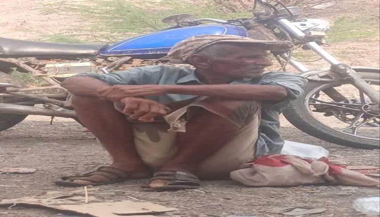 مسلحو الحوثي يقتلون فلاح في الوازعية أثناء انتزاع دراجته النارية بالقوة