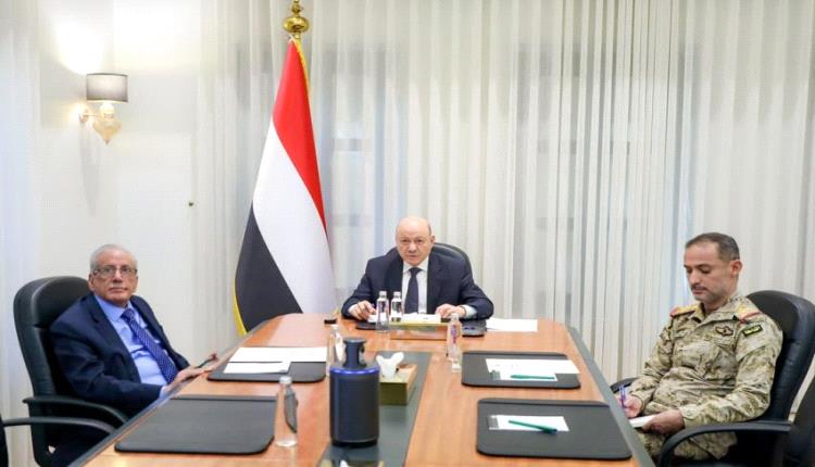 الرئاسي يوجه بتسريع تنفيذ قراري العودة الآمنة والتعبئة العامة