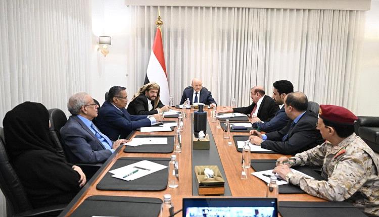 الدفاع الوطني يرفع الجاهزية.. دعوة عاجلة للمواطنين بالابتعاد عن الحوثيين والإبلاغ عن تحشيداتها
