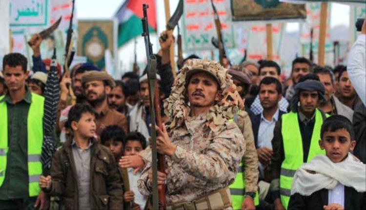 من جيبوتي إلى صعدة.. شبكة حوثية عابرة لخليج عدن تنقل السلاح وتستقطب مقاتلي الشباب
