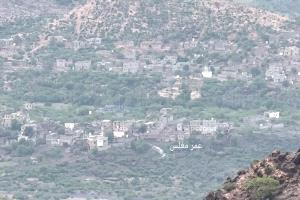 مع تقدم القوات الجنوبية.. إندلاع مواجهات بين حوثيين ومتحوثين في مركز الوازعية