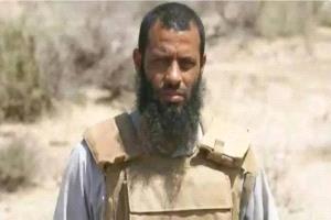اللحجي يصل على رأس قوة من درع الوطن لتعزيز جبهات الساحل الغربي