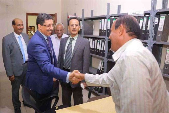 وزير الخارجية يحث على تظافر الجهود لمواجهة التحديات