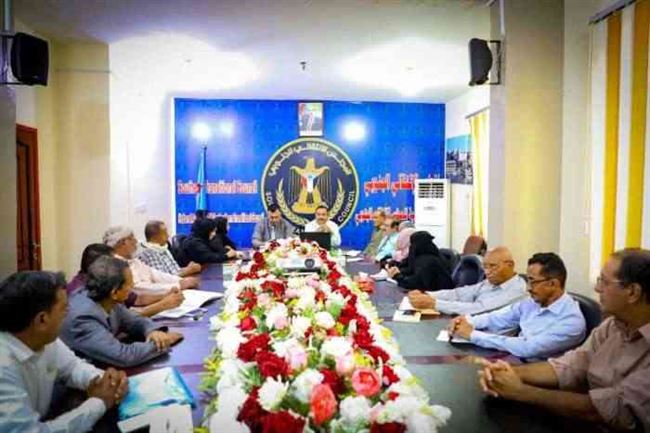عدن.. ندوة "مرجعية الأرض" تستعرض الدور المأمول من حكومة المناصفة
