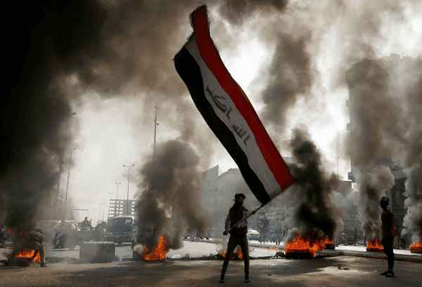 مقتل شرطي عراقي وإصابة 33 أخرين في أحتجاجات ذي قار