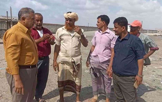 صندوق نظافة عدن يؤكد أهمية الحفاظ على جمال السواحل والمتنفسات السياحية