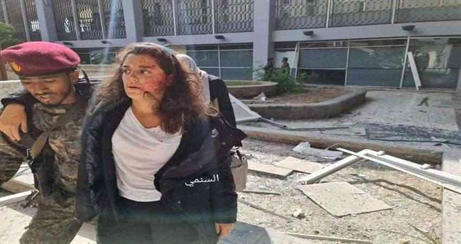 عاجل : الصليب الأحمر الدولي ينقل جثمان أحد قتلاه في تفجير مطار عدن