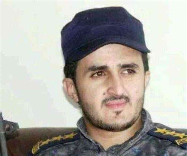 قيادي حوثي ينتهك حرمة مستشفى في إب