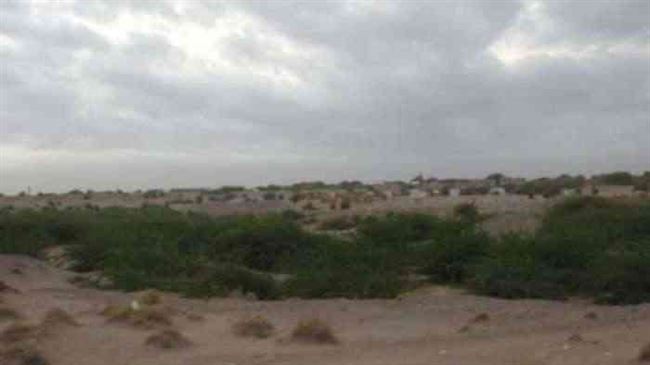 الحوثيون يباغتون سكان الجبلية بهجوم مكثف بالأسلحة الرشاشة