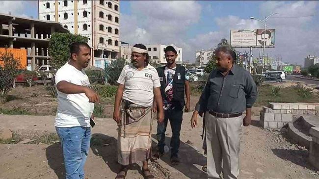 صندوق نظافة عدن يؤكد اهمية تحسين المظهر الجمالي والبيئي للمحافظة