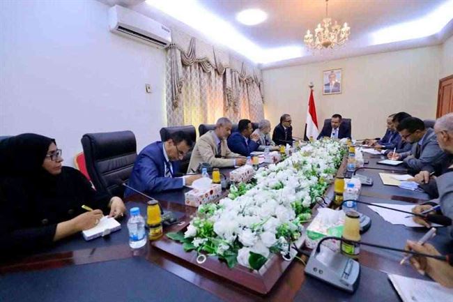 رئيس الوزراء يناقش الخطط العاجلة لتحسين القطاع الصحي