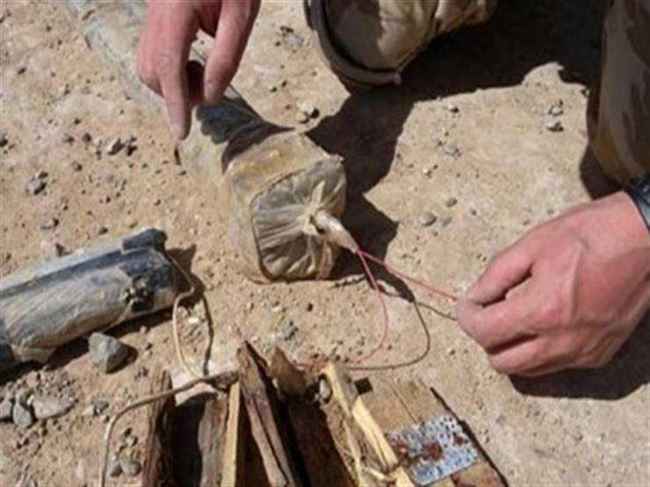 انفجار يمزق شخص إلى اشلاء أثناء محاولته زرع عبوة ناسفة في سيئون