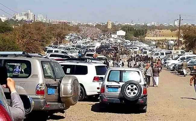 إغتيال شيخ قبلي بارز في صنعاء مع تشييع جثمان صادق الأحمر.. تفاصيل العملية وصورته
